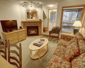 ResortQuest at Glacier's Reach - Whistler - Living room