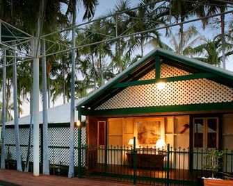 Pinctada Mcalpine House - Broome - Bazén