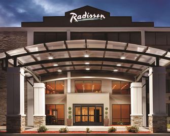 Radisson Hotel Charlotte Airport - שרלוט - בניין