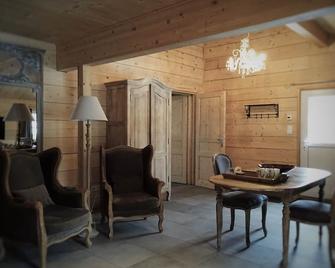 Auberge De La Poulcière - Gérardmer - Dining room