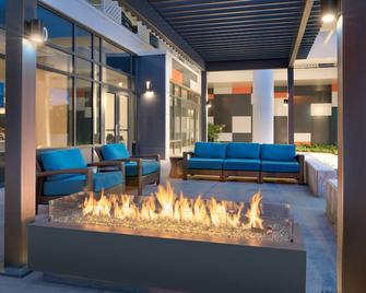 Hyatt House Rochester Mayo Clinic Area - Rochester - Patio