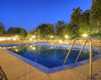 Bundela Bandhavgarh by Octave - Tala - Zwembad