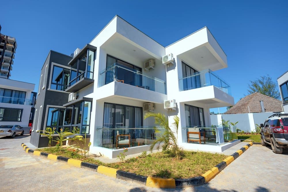 Jumeirah Palms Resort - Mombasa - Building
