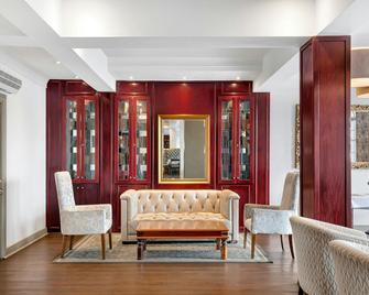 برويتا هوتل باي ماريوت بلانيتري ريالز - بلانتير - بار