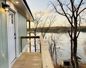Logan Martin Lakefront Retreat - Talladega - Balcón