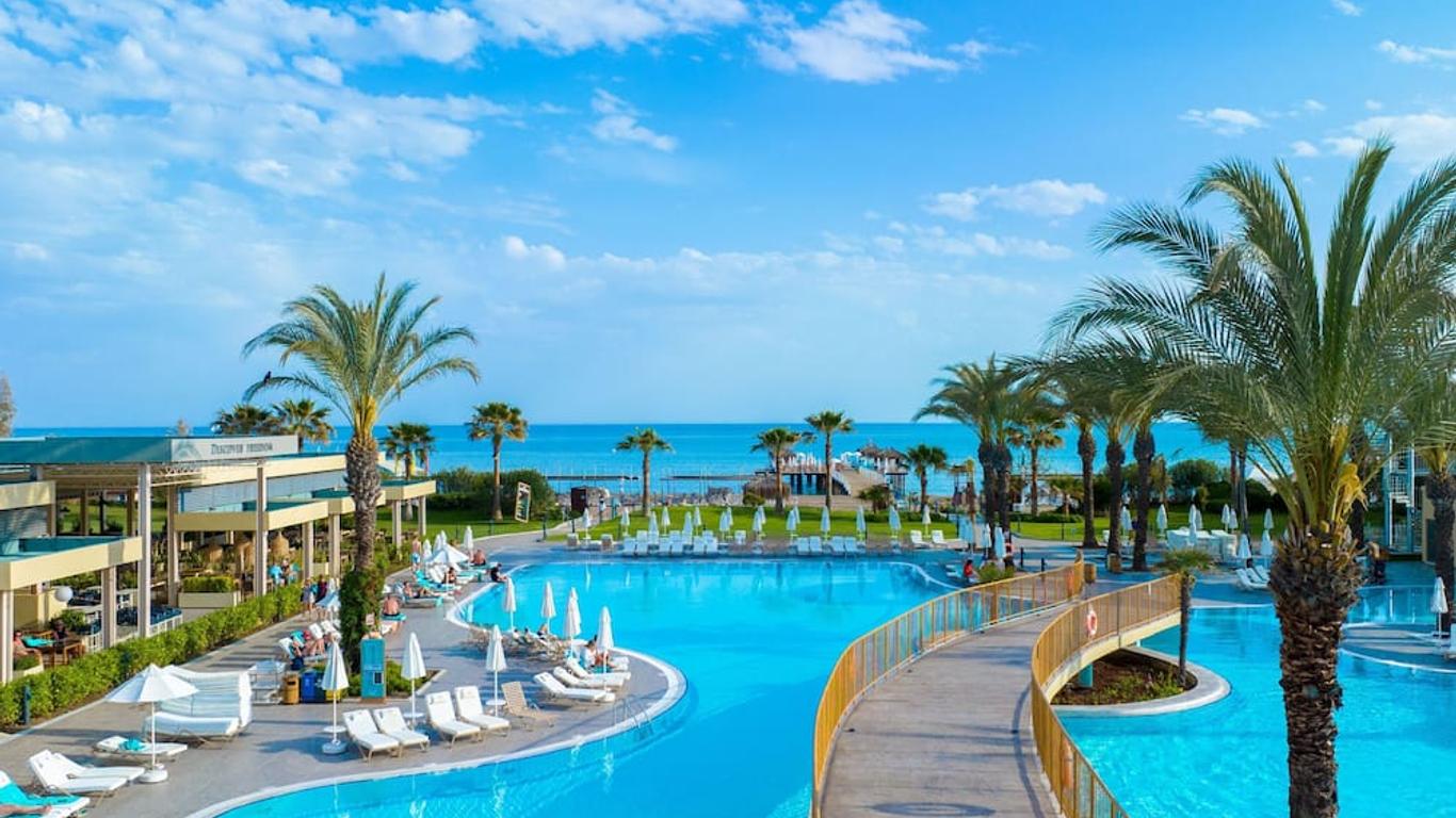 فنادق ليبارتي لارا