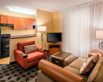 TownePlace Suites by Marriott Denver Tech Center - Englewood - Living room