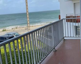 Maryland Vue Mer Port Haliguen Plage du Porigo - Quiberon - Balcony