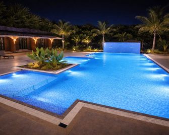 Saiprasad Tiger Resorts - Tadoba - Khadsangi - Piscina