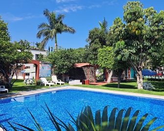 Hotel Quinta Paraiso - Cocoyoc - Басейн