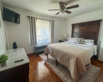 The Main Street Stay - Unit 1 - Nrg - Ansted - Chambre
