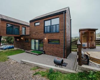 Orion apartments - Lunca de Jos - Building