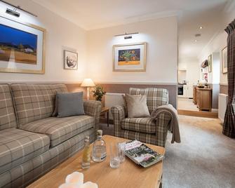 Eildon View - In The Pretty Market Town Of Melrose, Near To The Countryside - Melrose - Living room