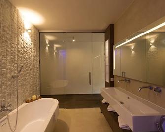 Hotel Verwall - Gaschurn - Badkamer