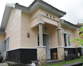 Villa Ciater Highland Blok Ranchero - Bandung - Bâtiment