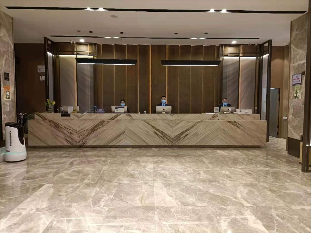Atour Hotel Wenzhou Yueqing Nanhong Plaza