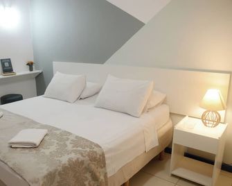 Metro Hotel - Águas de Lindóia