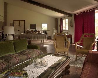 Agriturismo Giardini di Varrone - Grosseto - Wohnzimmer