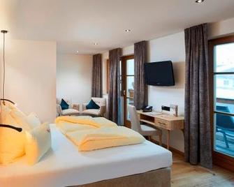 Bauernhof Hotel Oberschwarzach - Hinterglemm - Bedroom