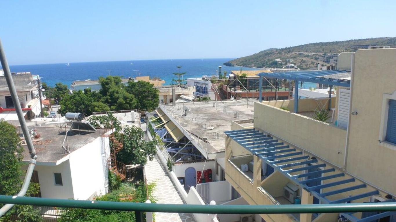 Hotel Karyatides