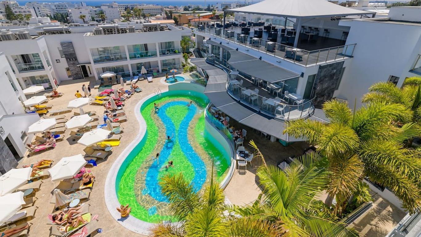 واحات تازيا ماريس