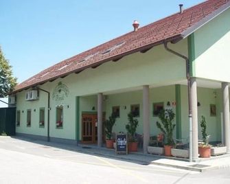 Motel Divjak - Zgornje Hoče - Bâtiment