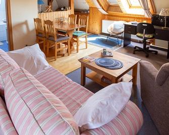 Attic apartment in the residential building - Ferienwohnungen Moritz - Güstrow