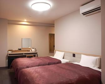Sun Hotel Kudamatsu - Kudamatsu - Bedroom