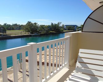 Club Acuario - L'Avana - Balcone