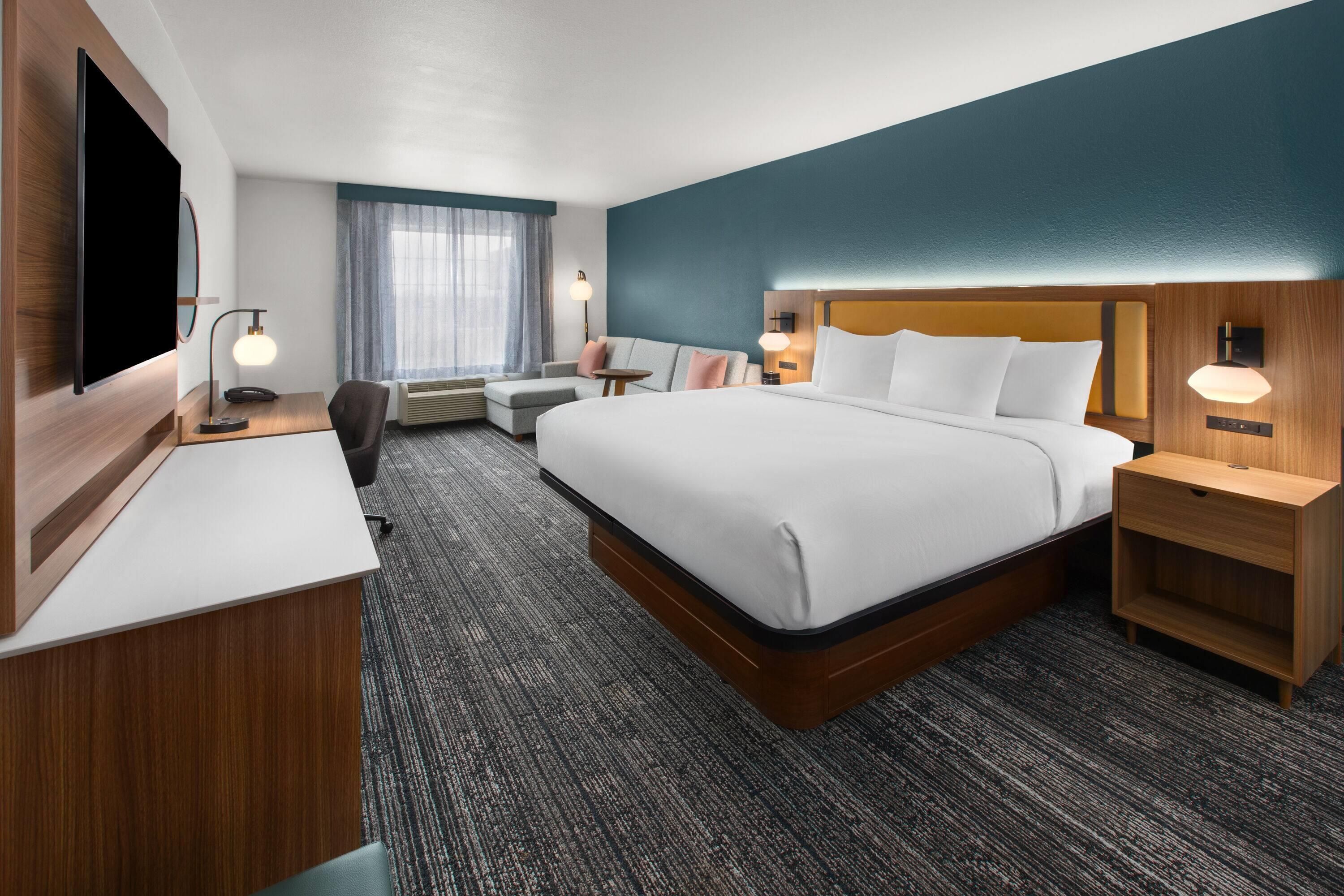 La Quinta Inn & Suites by Wyndham Minot - מינוט - חדר שינה