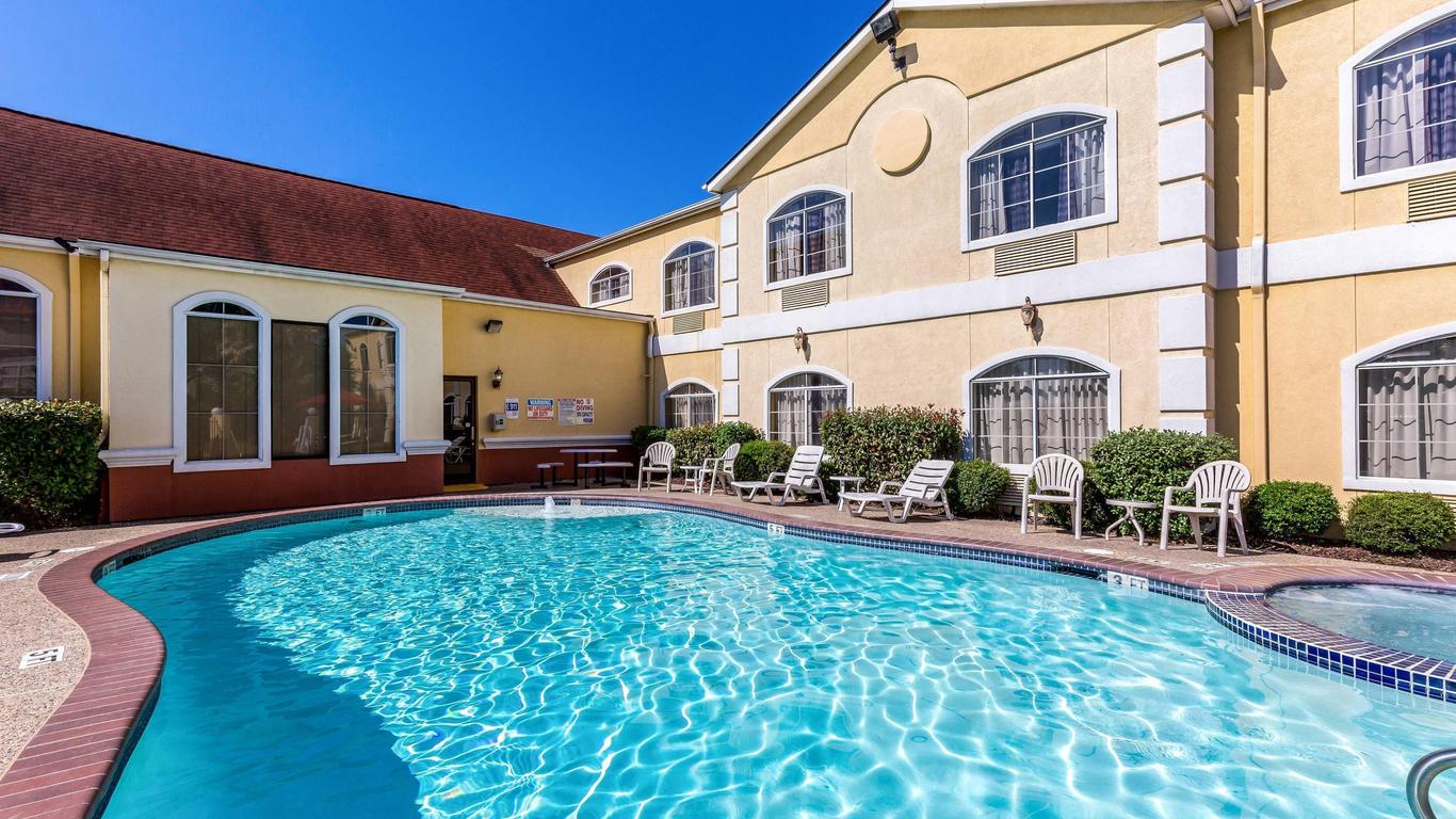 Quality Suites Houston North - Spring