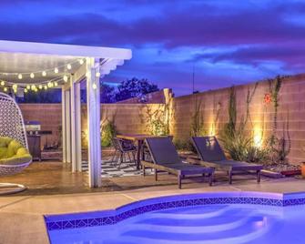 Sunset Swim - Modern Vegas Heated Pool Retreat - Henderson - Pool