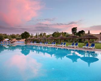 馬拉喀什達爾阿特拉斯俱樂部酒店 - 馬拉喀什 - 馬拉喀什 - 游泳池