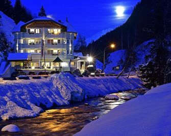 Hotel Höllroah - Kappl - Building