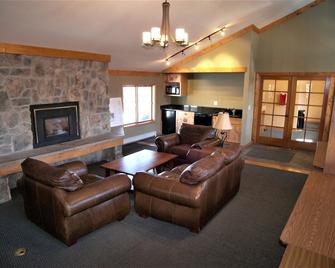 Mountainside 2 Bed 2 Bath Msbd - Frisco