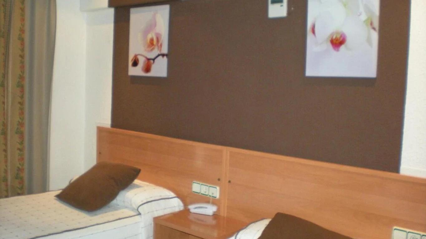 Hotel Sanz