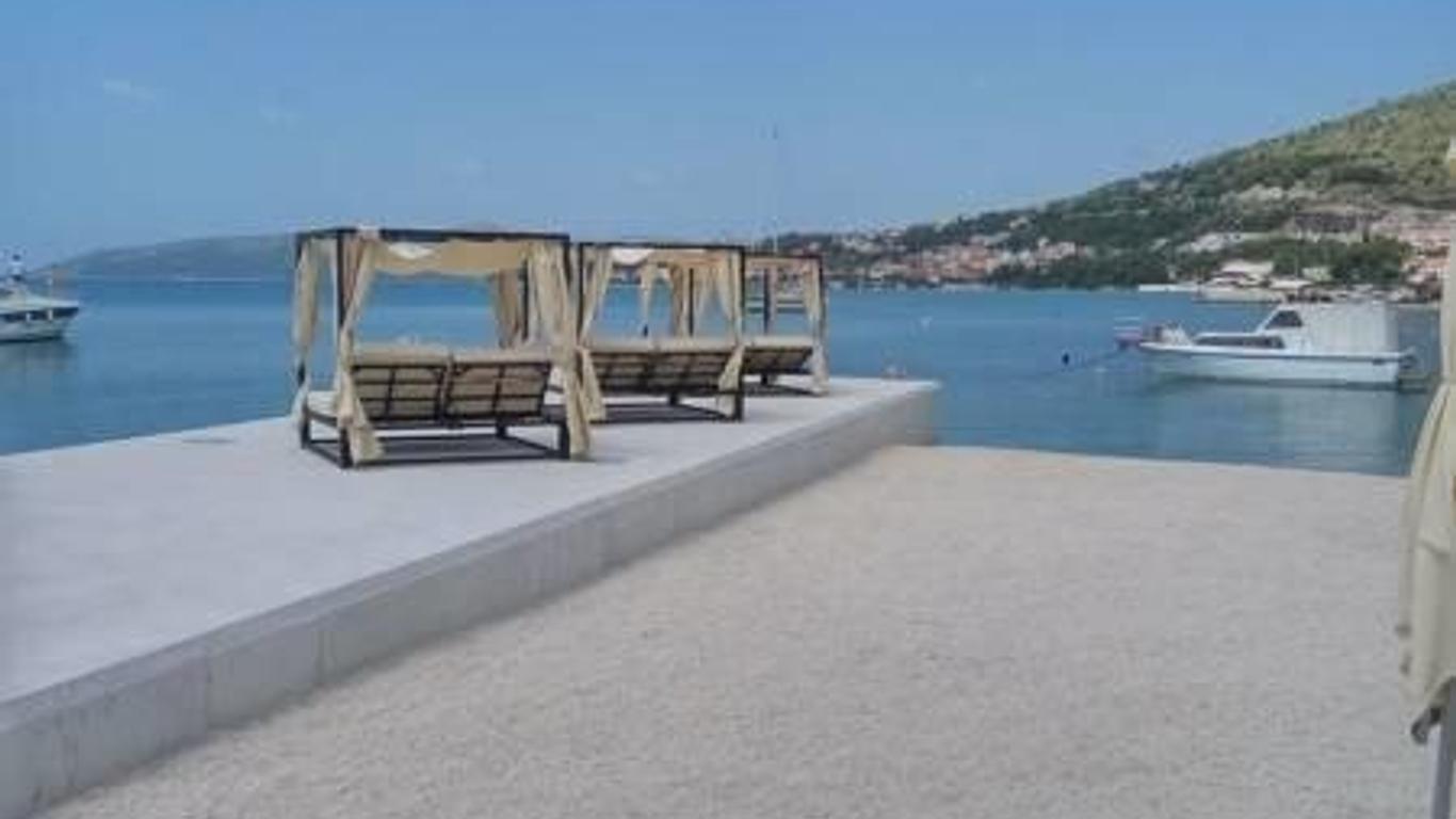Apartments Porto Samaria
