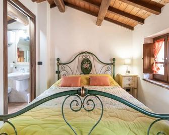 Farmhouse in Citta di Castello With Pool - Città di Castello - Camera da letto