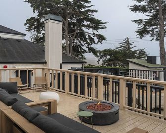 Hotel Dega - Bodega Bay - Balkón