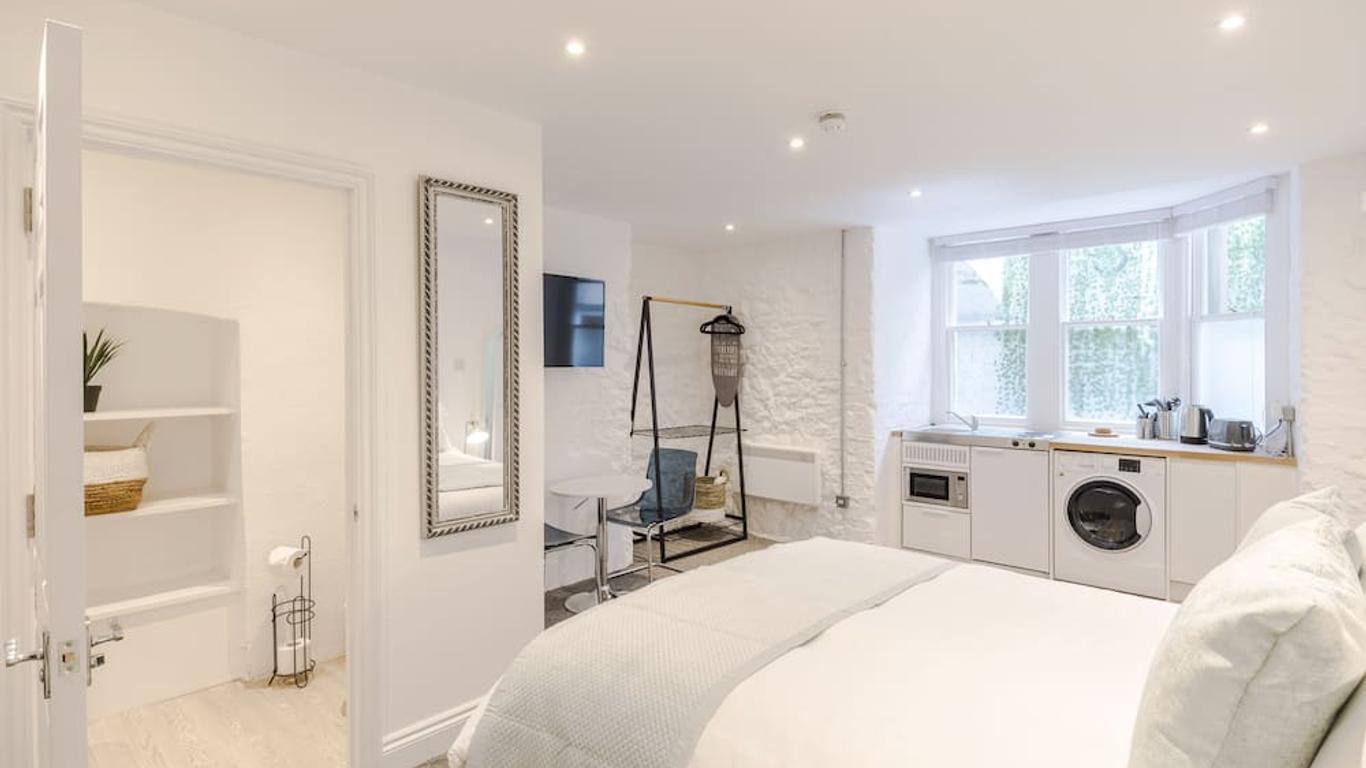 Berkeley Square House