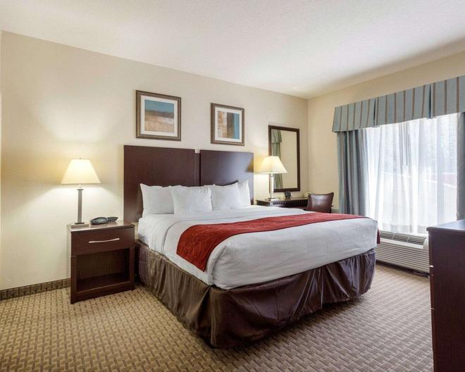 Comfort Suites Olive Branch West 80 1 4 0 Olive Branch