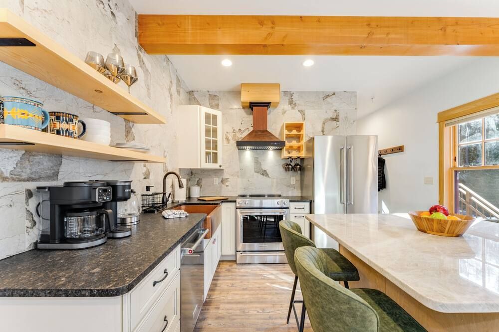 New! Lake Mcdonald Townhome. in Glacier National Park! - ווסט גלשייר - מטבח