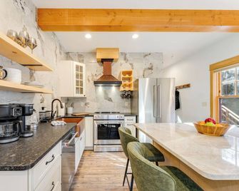 New! Lake Mcdonald Townhome. in Glacier National Park! - ווסט גלשייר - מטבח