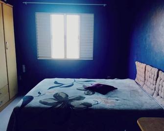 Cozy Room Private Bathroom - Rio Grande - Bedroom