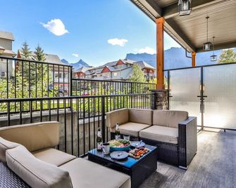 Nomad By Samsara Resort - Panorama Top View - 4br & 5bth - Canmore - Balcony