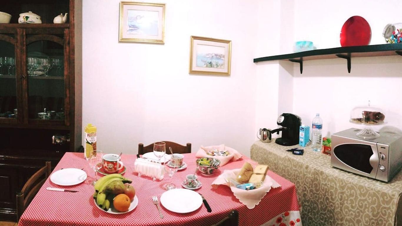 B&B Argentiera 12