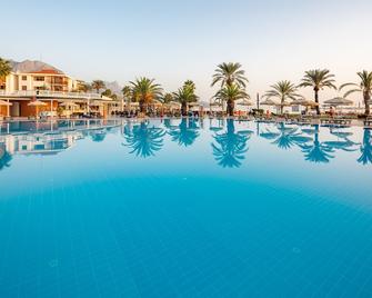 Hydros Club Hotel - Kemer - Piscina