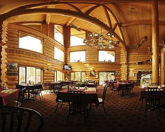 Northern Rockies Lodge - Muncho Lake - Restaurante
