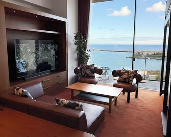 Rakuten Stay Atami - Atami - Pokój dzienny