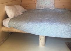 Sugar Maple Camping Pod - Ingonish - Bedroom